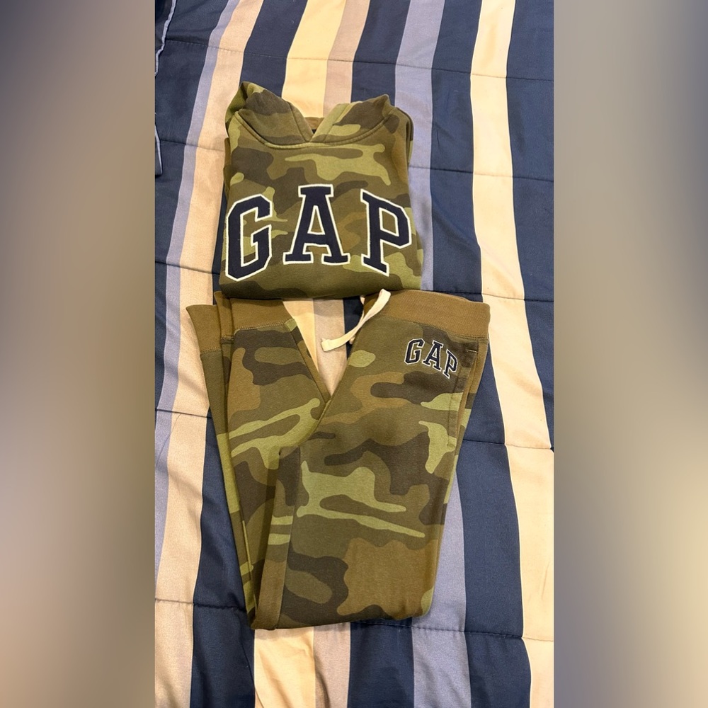 Kids Gap Logo Sweatsuit